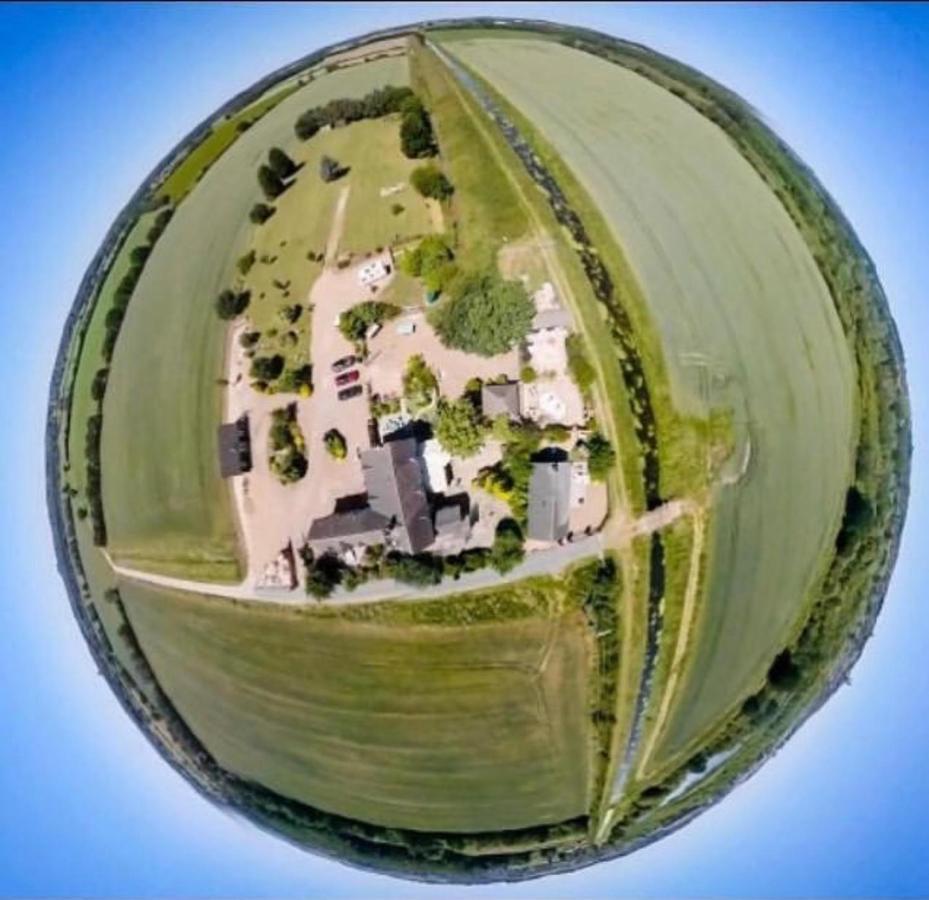 Lincoln Holiday Retreat Little House With Private Hot Tub Εξωτερικό φωτογραφία